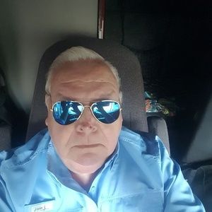 Meet your Posher, Mitch